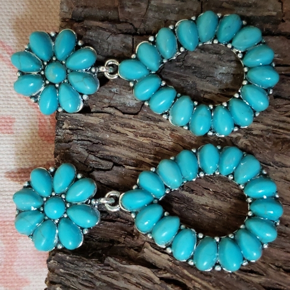 Jewelry - (B) Turquoise Floral Earrings Boho Western Cowgirl Rodeo Vaqueros